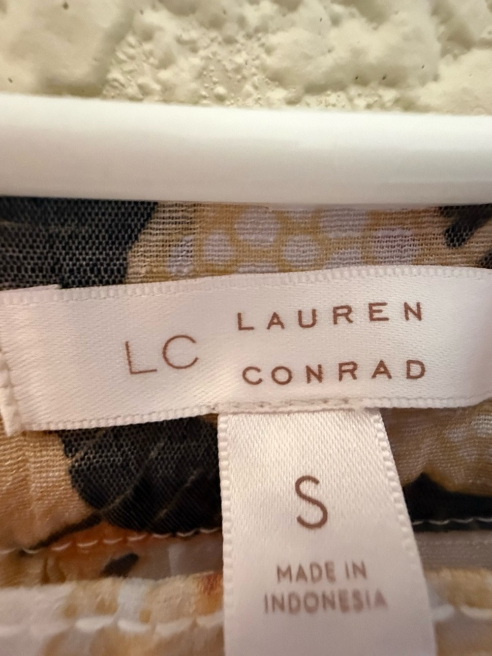 LC Lauren Conrad White Peasant Blouse with Orange Floral Print - Picture 5 of 5